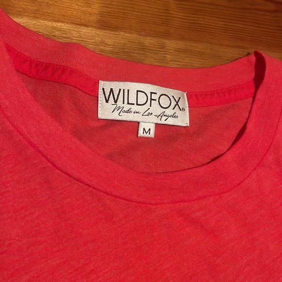 WIILDFOX Graphic T-shirt Sz. M - Picture 2 of 3
